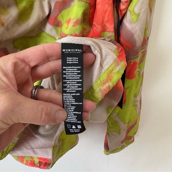 NWT Municipal Sport Utility Anorak Jacket in Wildflower Hooded Windbreaker M - Picture 12 of 13
